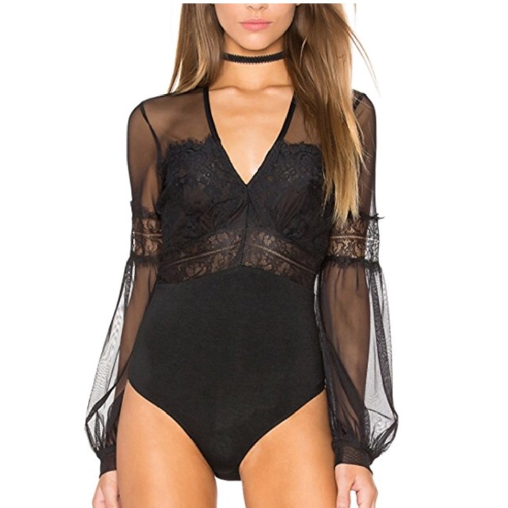 NWT Sheer lace bodysuit open back button closure